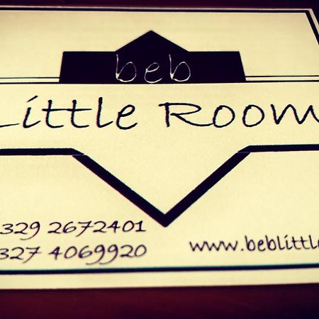 Little Room Салерно Экстерьер фото