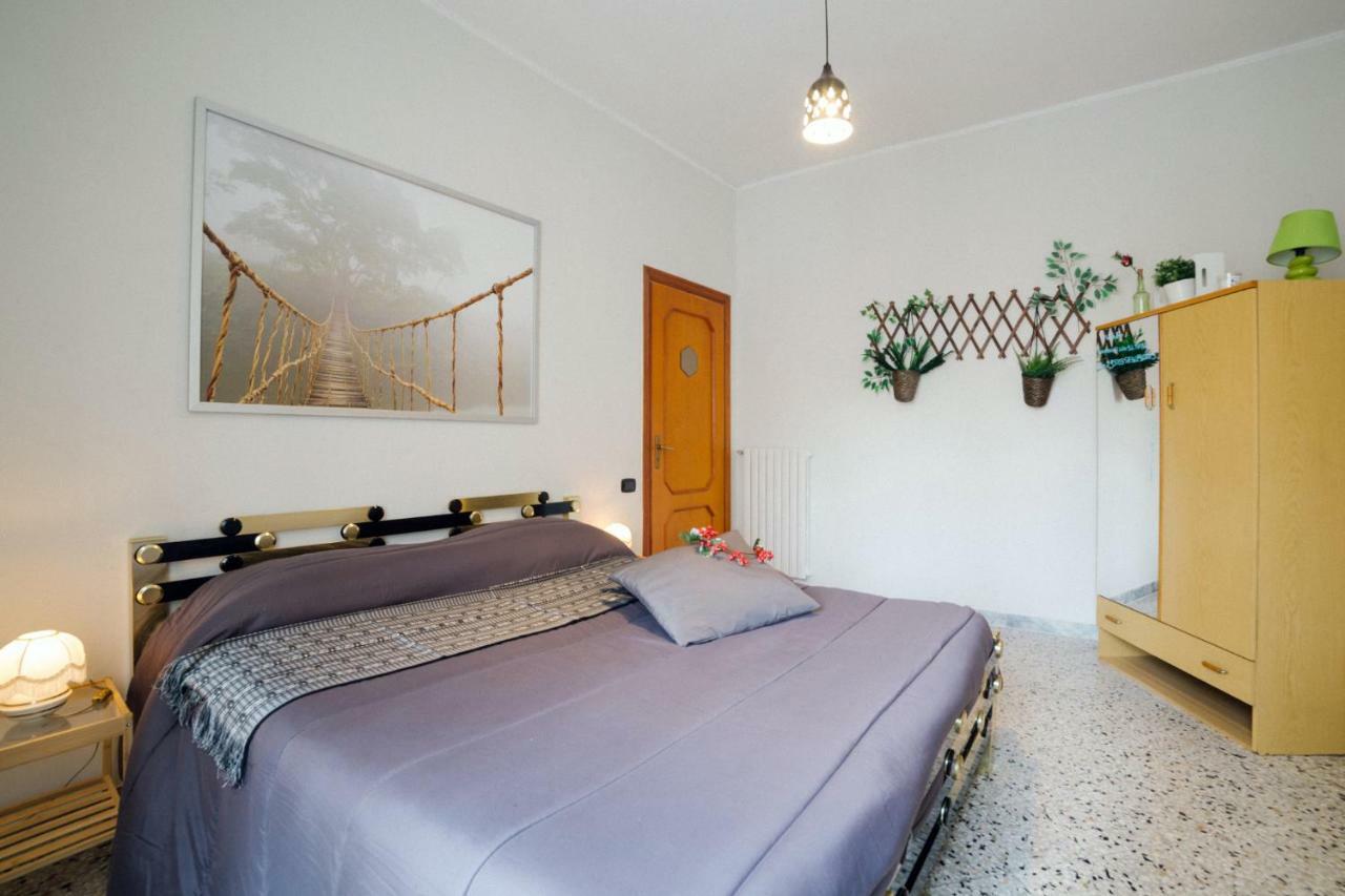 Little Room Салерно Экстерьер фото